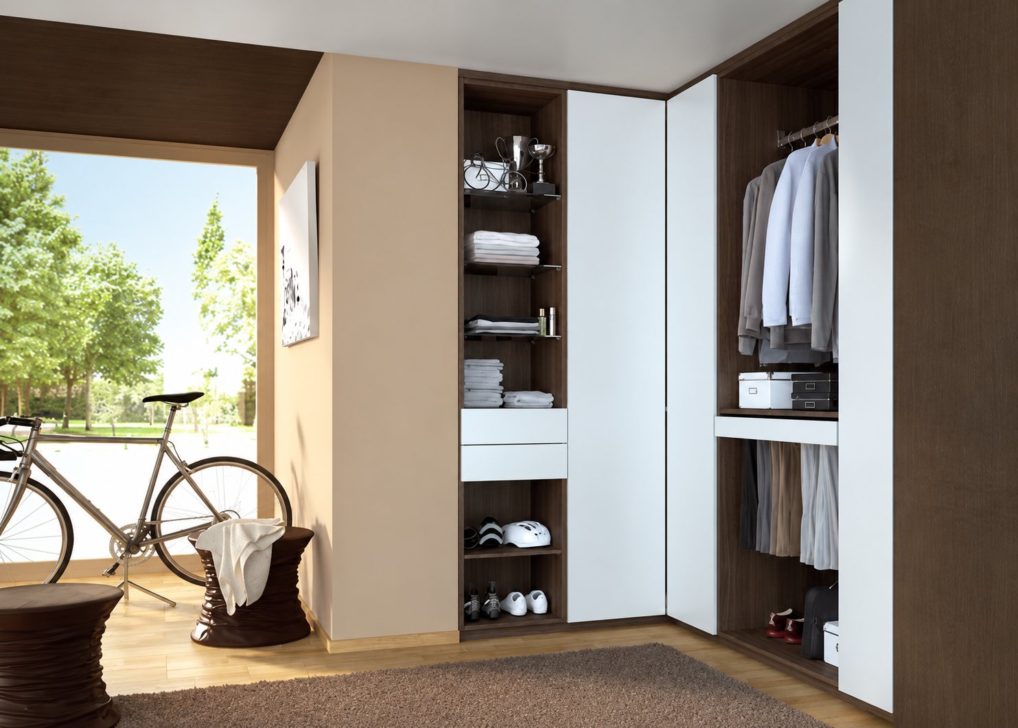 Dressing d’angle à portes blanches et montants en bois foncé, rempli de vêtements, dans une chambre lumineuse